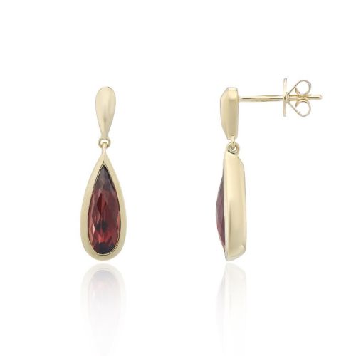 9ct Yellow Gold Pear Cut Garnet Earrings